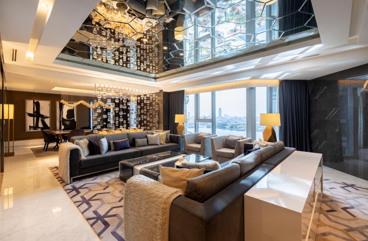 Royal Suite F&B